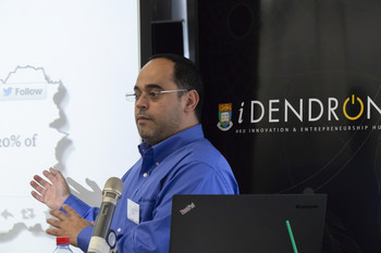 Machine Learning with MATLAB by Mr. Gerardo Hernández 