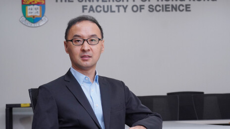 港大學者研發抗生素新藥 獲國家藥監局批准做臨床試驗 (on.cc東網, 2023 年10月11日)